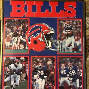 Jim Kelly , Takeo Spiked Thurman Thomas, Bruce Smith , Shane Conlan .